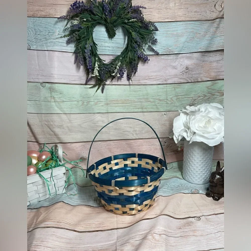🔥❤️🔥 NEW! Round MultiColor Woven Bamboo Basket Gift Spring Decor